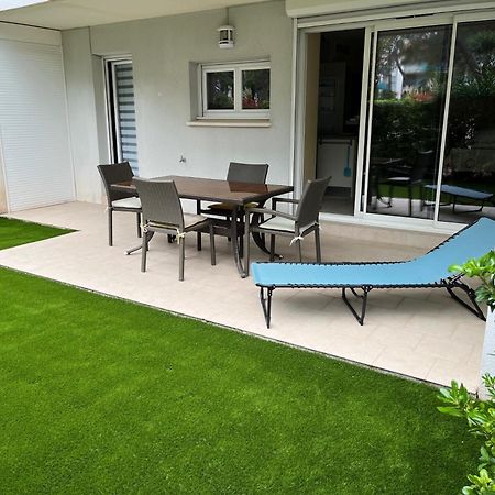 Saint-Raphael, Boulouris, F2 Dans Belle Residence 3 Piscines, Proche Bord De Mer 外观 照片